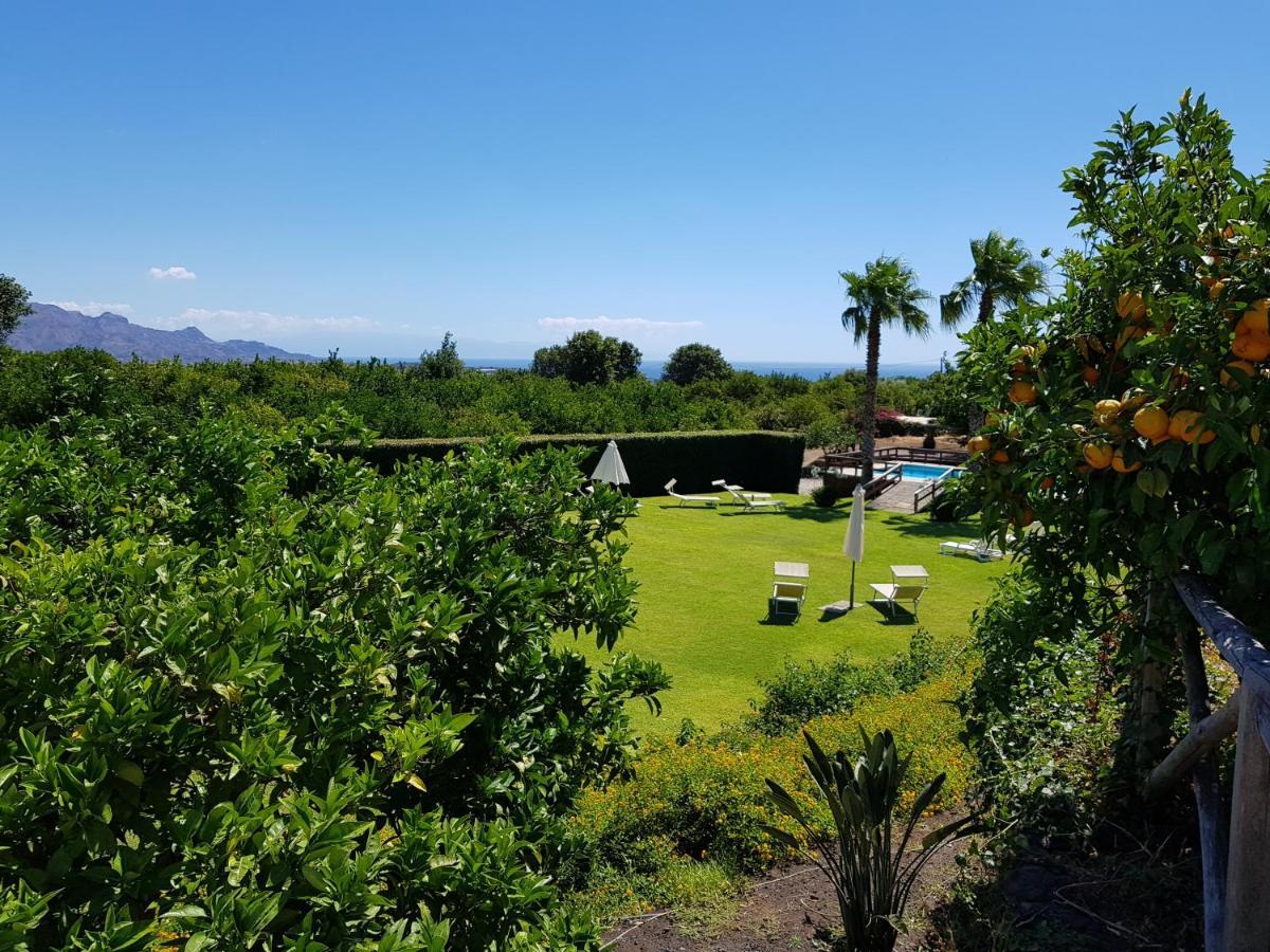 Agriturismo Le Case Di Civi Mascali Eksteriør bilde